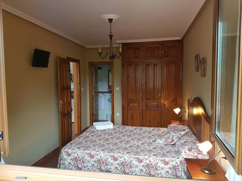 Apartamentos El Ardinal アレナス・デ・カブラレス エクステリア 写真